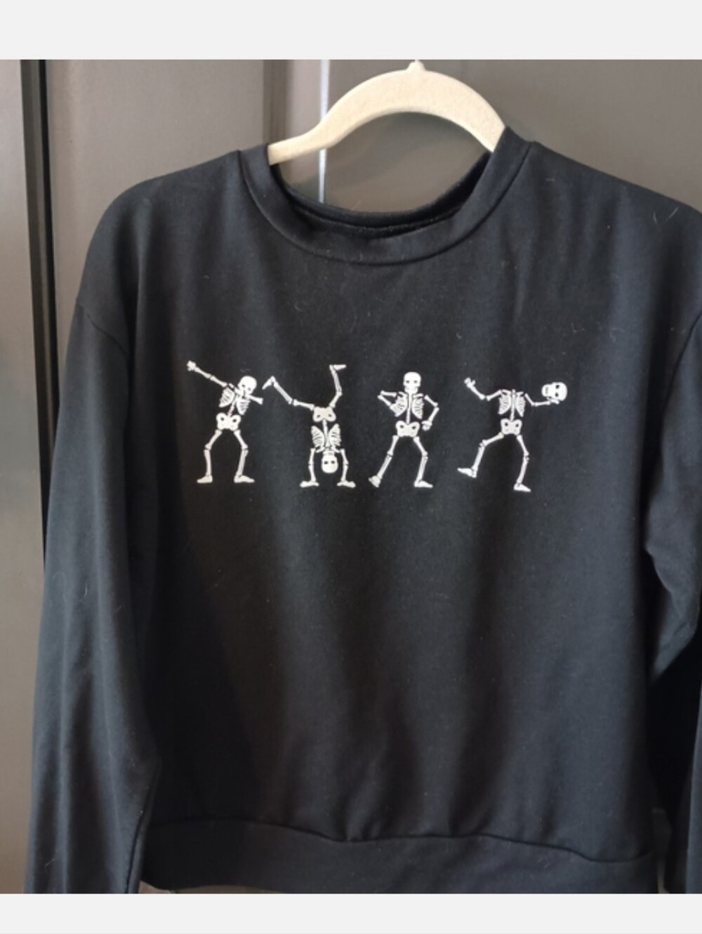 SMALL skeleton Sweater